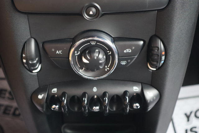 Used 2014 MINI Cooper Roadster FWD image 10