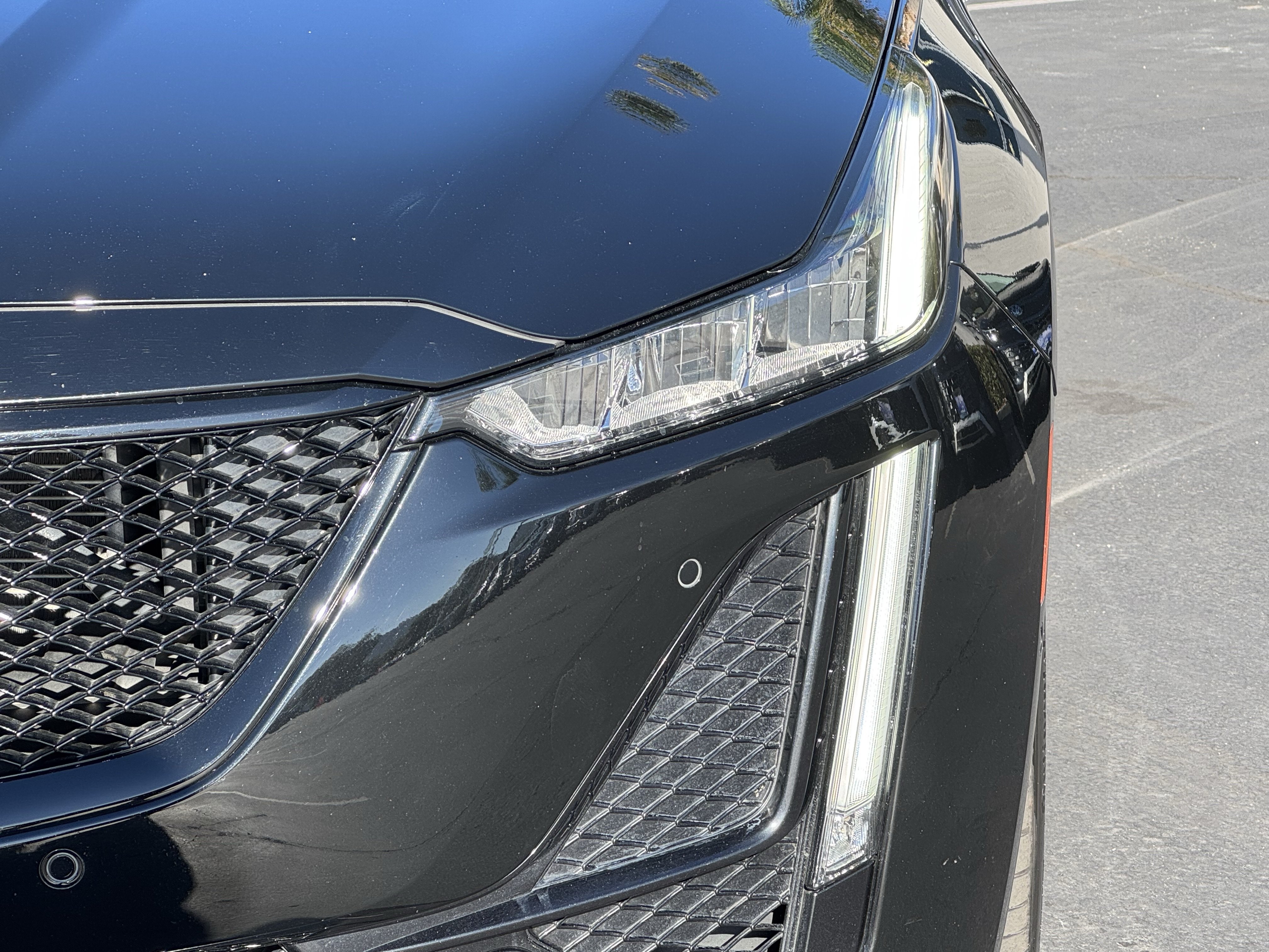 Used 2023 Cadillac CT5 V w/ Premium Package RWD image 5