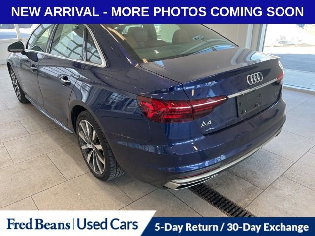 Used 2023 Audi A4 2.0T Premium w/ Convenience Package image 3