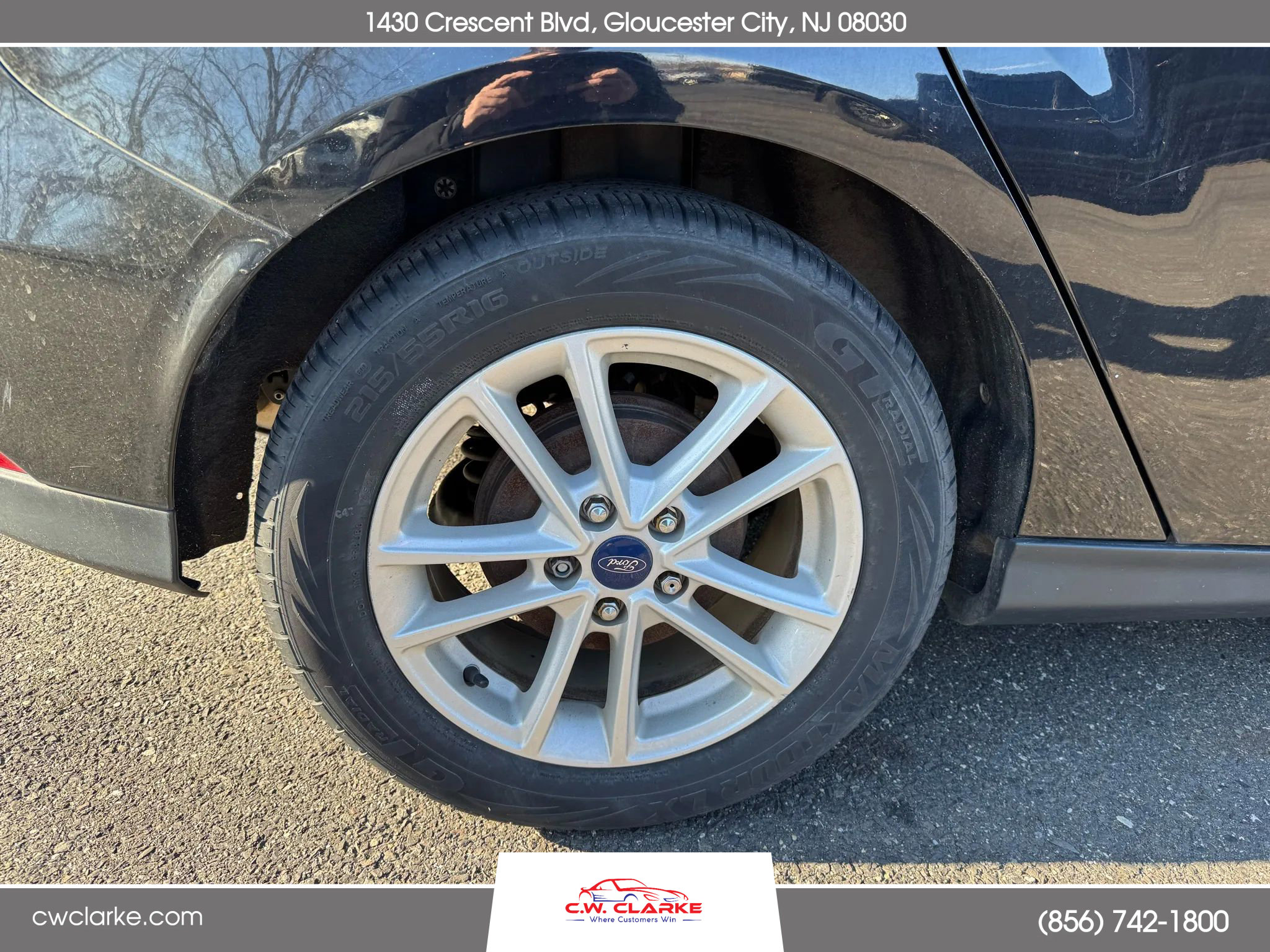 Used 2017 Ford Focus SE image 10