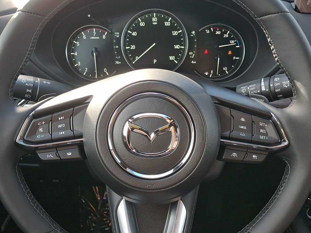 New 2025 MAZDA CX-5 Signature image 13
