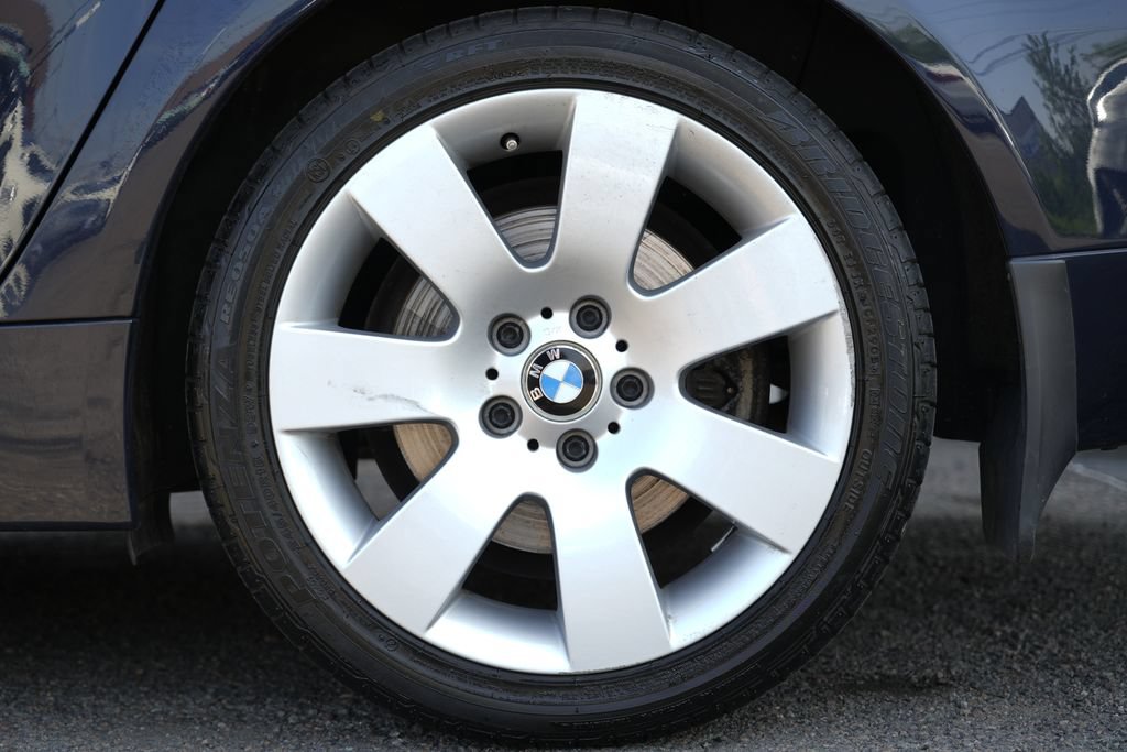 Used 2006 BMW 530xi Sedan AWD/4WD image 14