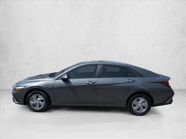 New 2026 Hyundai Elantra SE image 5