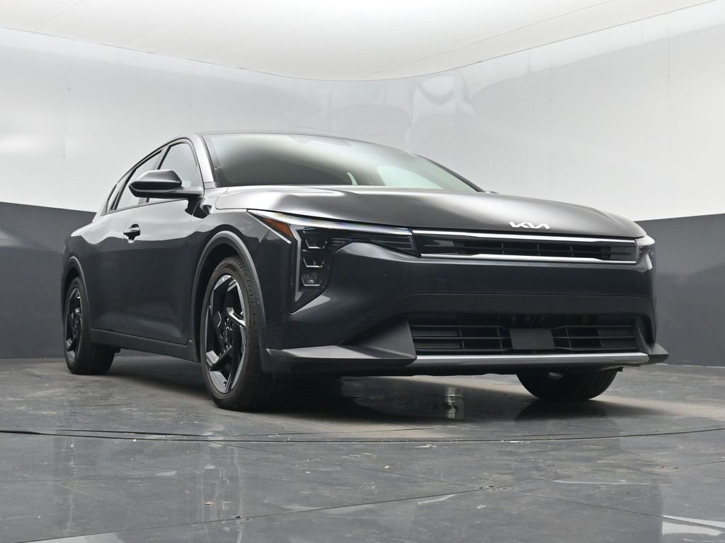 Certified 2025 Kia K4 EX image 11