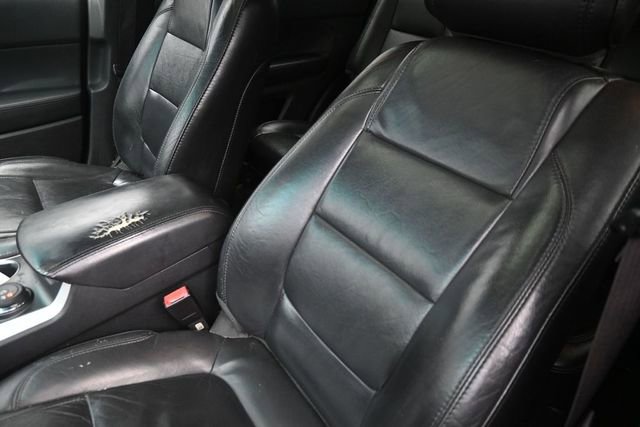 Used 2013 Ford Explorer XLT AWD/4WD image 17