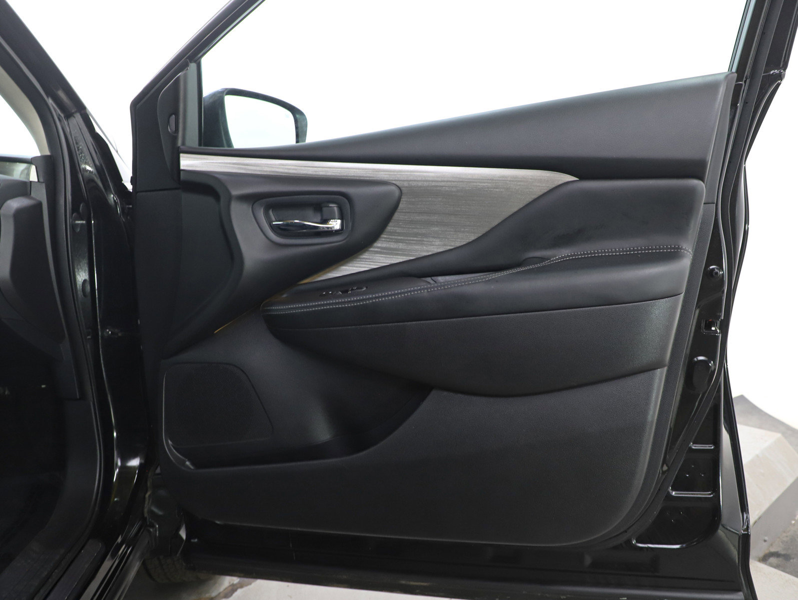 Used 2017 Nissan Murano Platinum AWD/4WD image 9