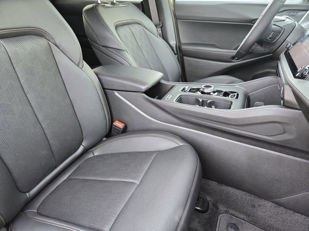 New 2026 Jeep Cherokee Overland image 8