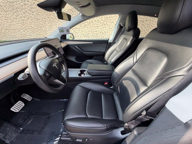 Used 2024 Tesla Model Y Performance AWD/4WD image 14