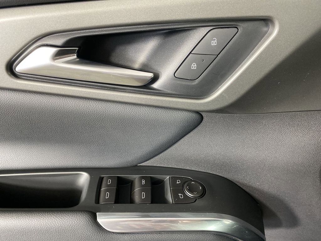 New 2026 Chevrolet Traverse LT w/ Midnight/Sport Edition image 23