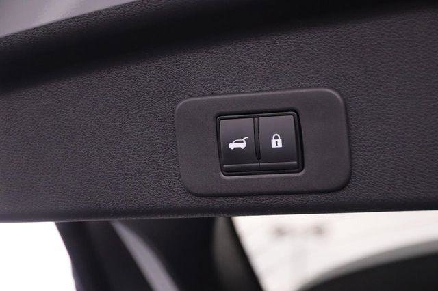 Used 2025 Nissan Murano SL AWD/4WD image 8
