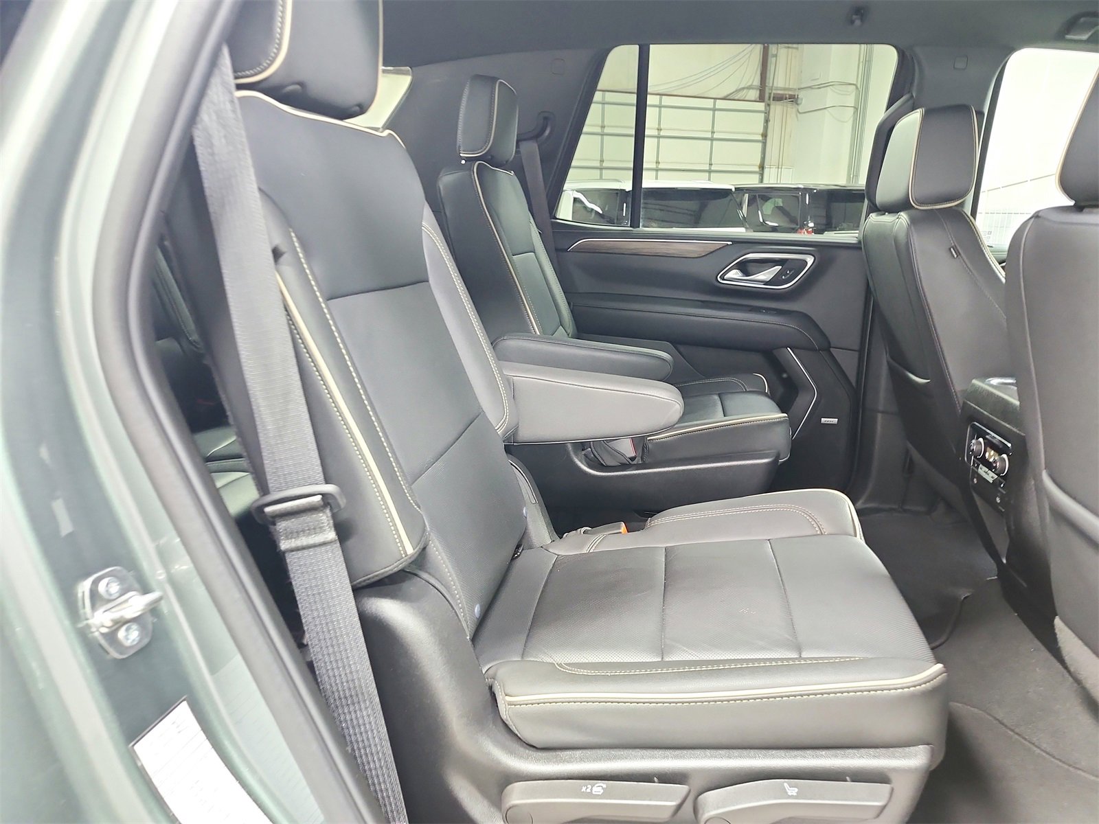 Used 2024 Chevrolet Tahoe Premier image 43