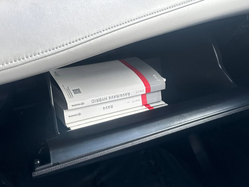 Used 2017 Toyota RAV4 XLE w/ Premium Special Value Package image 33