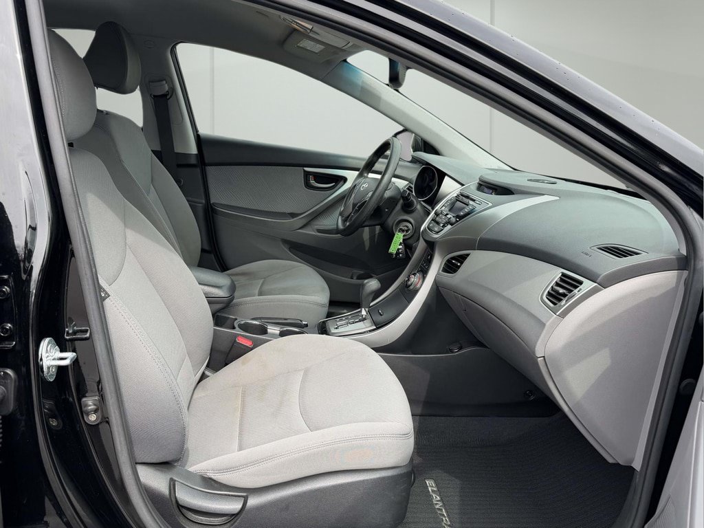 Used 2013 Hyundai Elantra GLS w/ Preferred Pkg FWD image 9