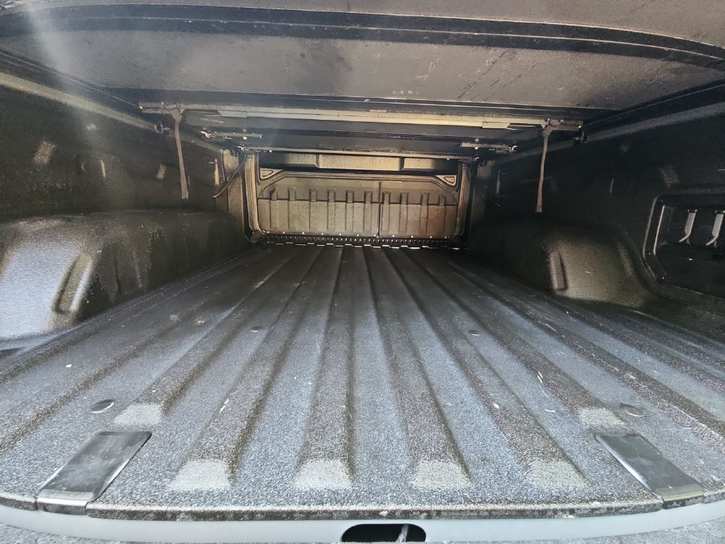 Certified 2025 Chevrolet Silverado EV RST AWD/4WD image 27