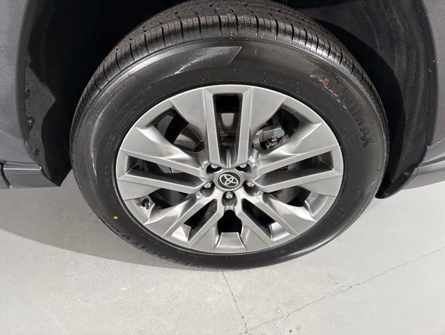 Used 2023 Toyota RAV4 XLE Premium FWD image 16
