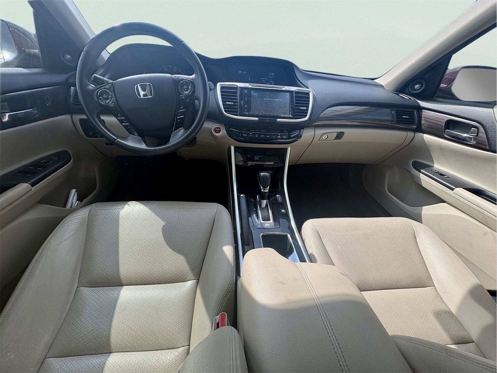 Used 2017 Honda Accord EX-L image 10
