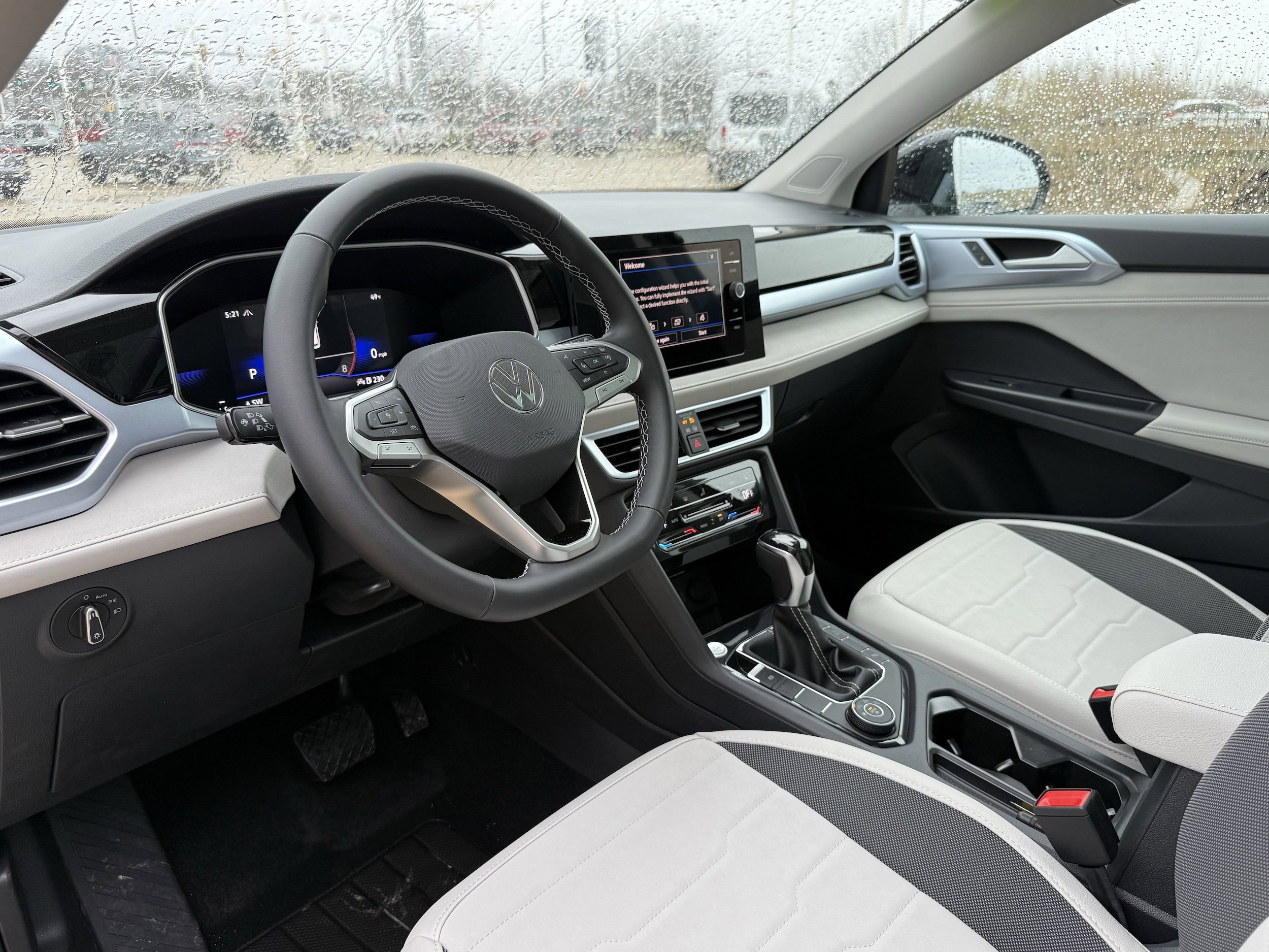 New 2026 Volkswagen Taos SE AWD/4WD image 11