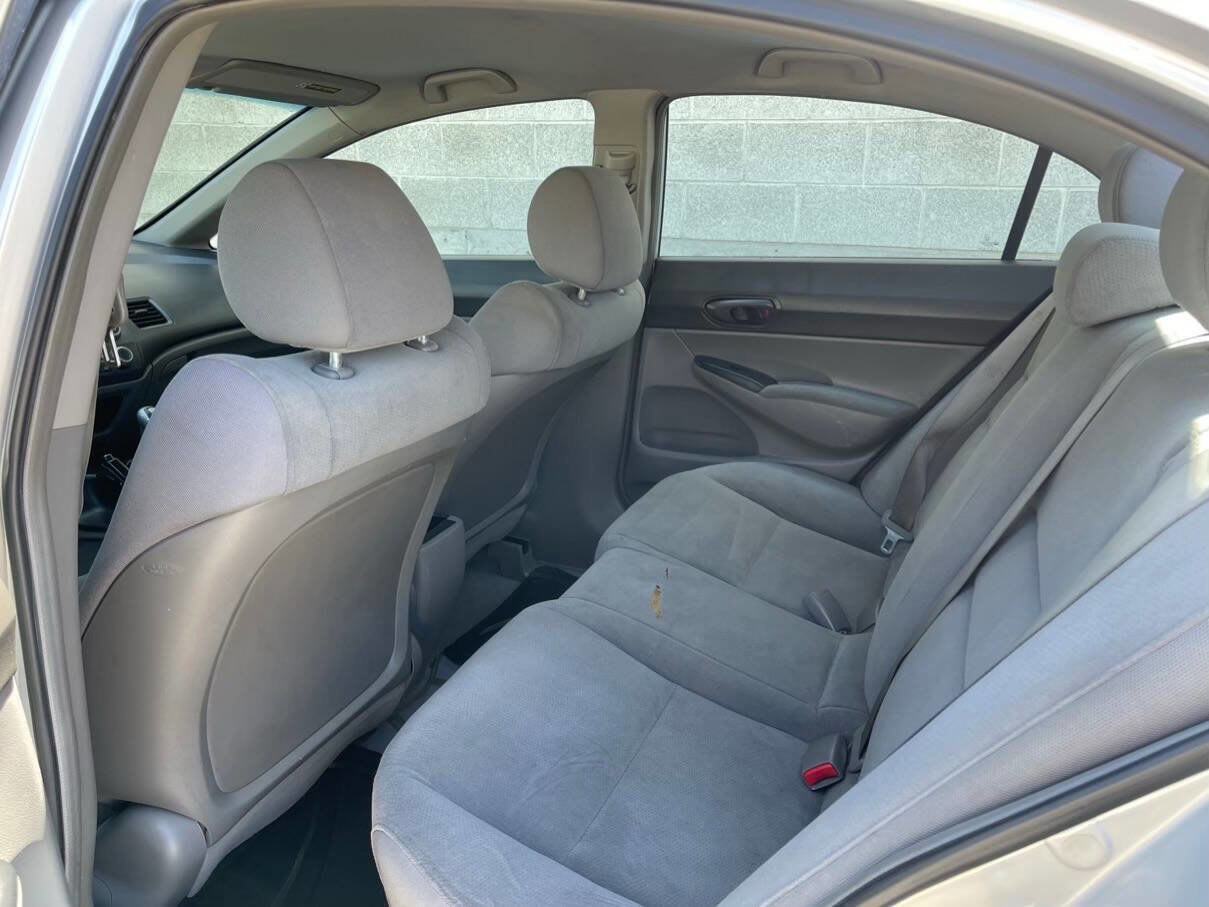 Used 2009 Honda Civic DX-VP image 12