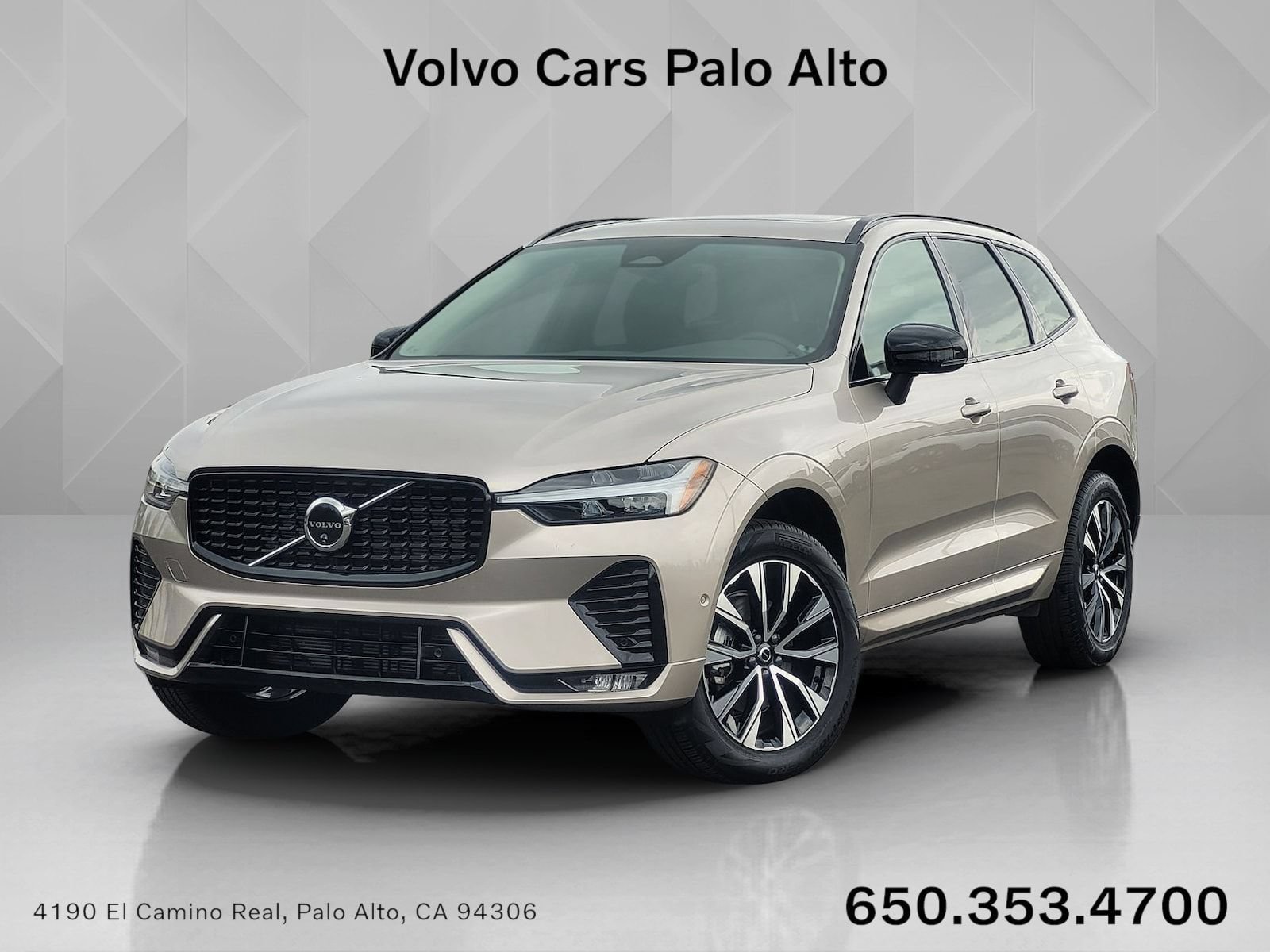 Used 2025 Volvo XC60 B5 Plus AWD/4WD image 2