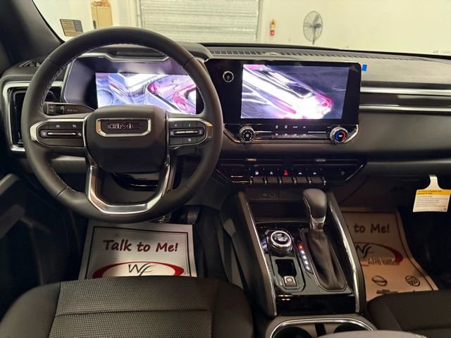 New 2026 GMC Canyon Elevation image 17