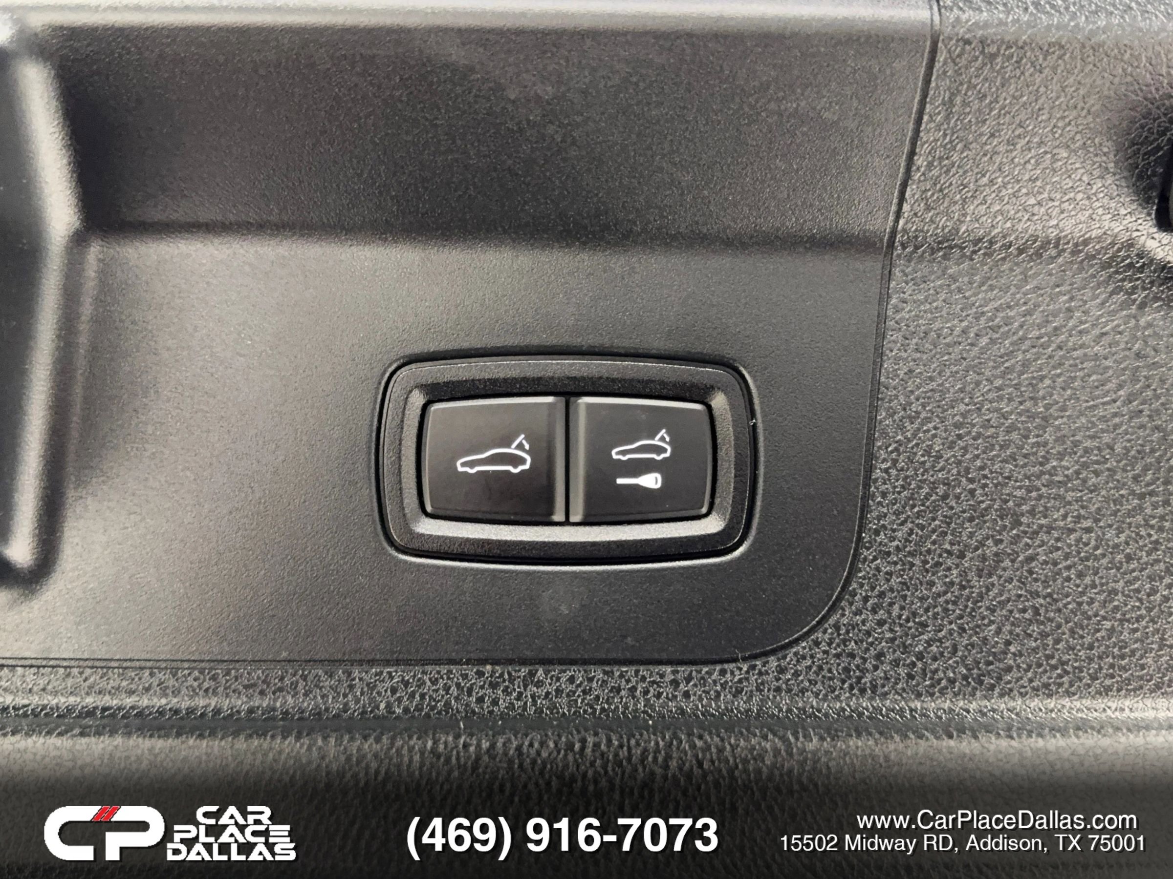 Used 2018 Porsche Panamera 4 image 20