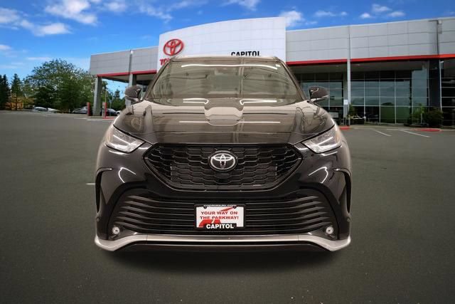 Certified 2025 Toyota Highlander XSE AWD/4WD image 7