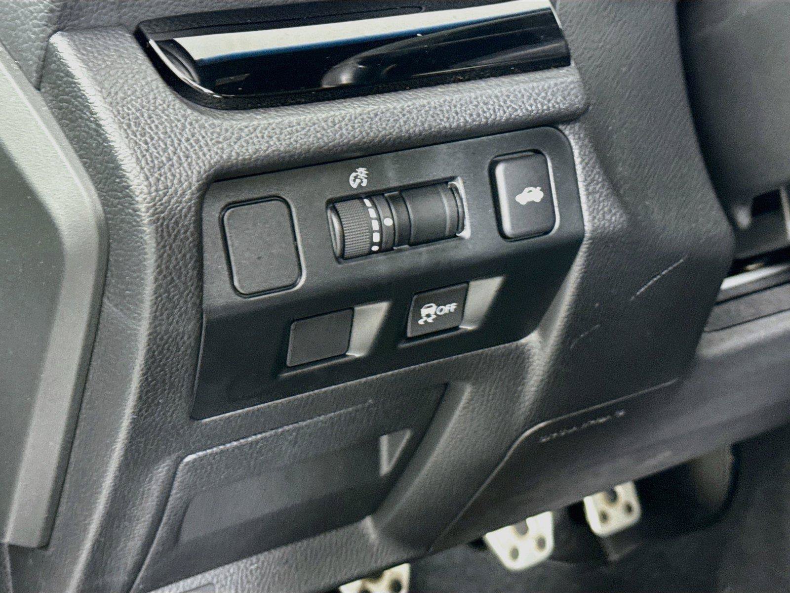 Used 2020 Subaru WRX STI AWD/4WD image 16