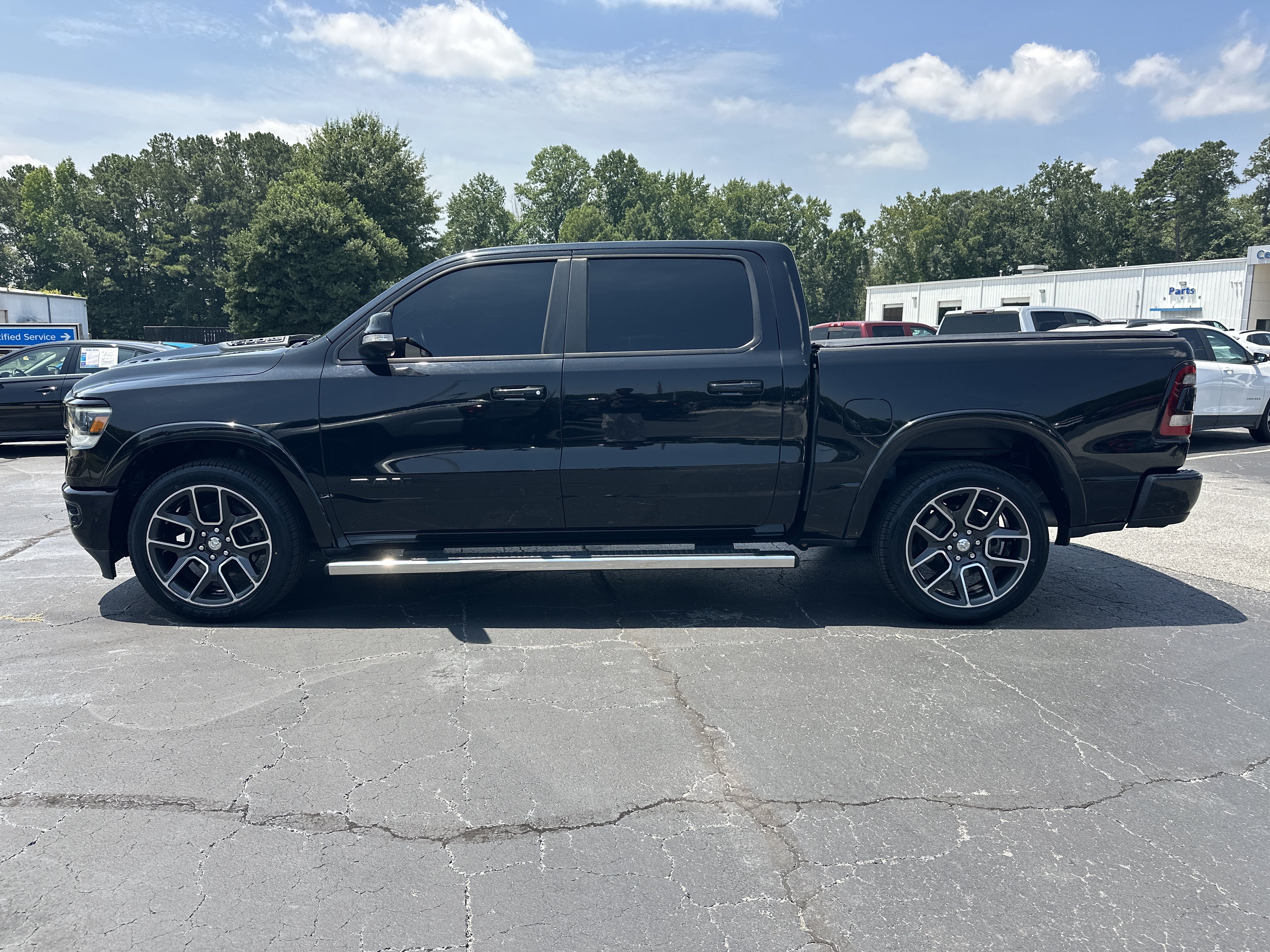 Used 2019 RAM 1500 Laramie RWD image 5
