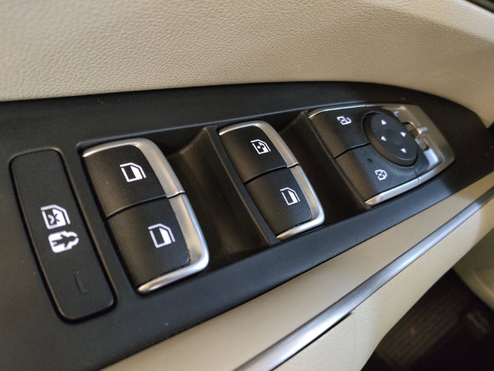 Used 2021 Kia Sorento S image 27