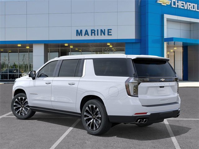 New 2026 Chevrolet Suburban High Country image 3