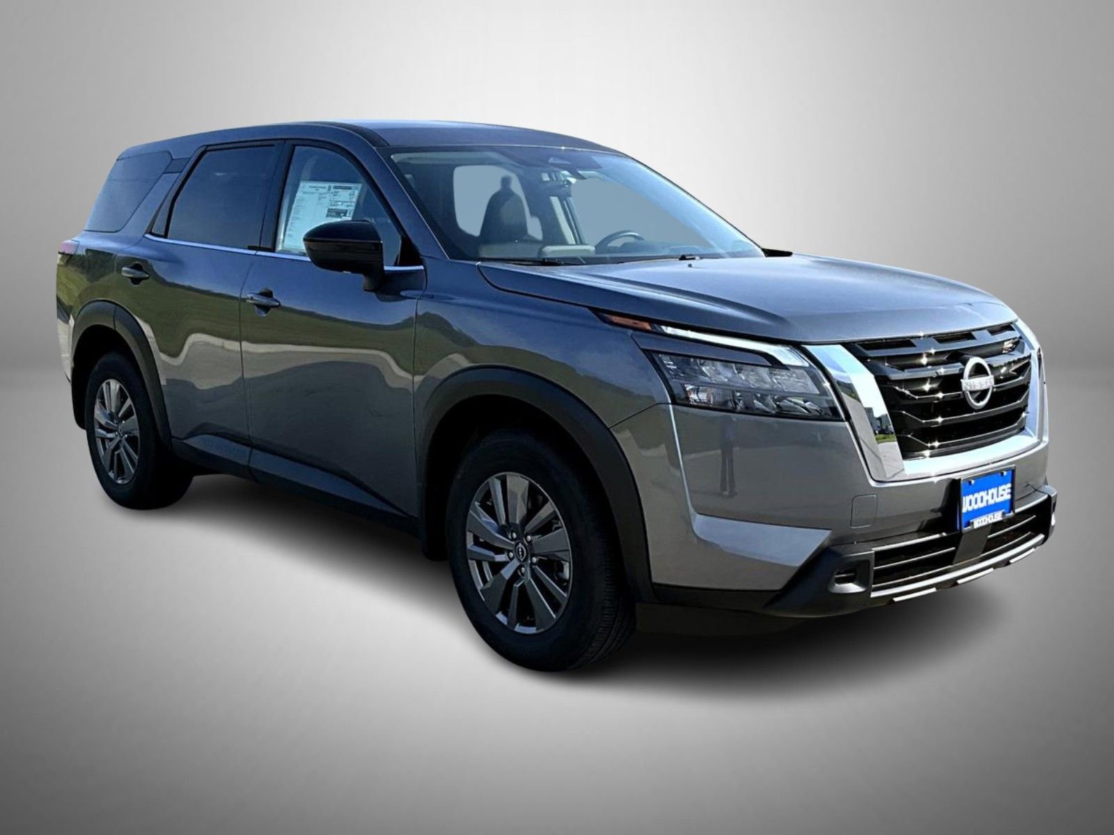 New 2025 Nissan Pathfinder S image 4