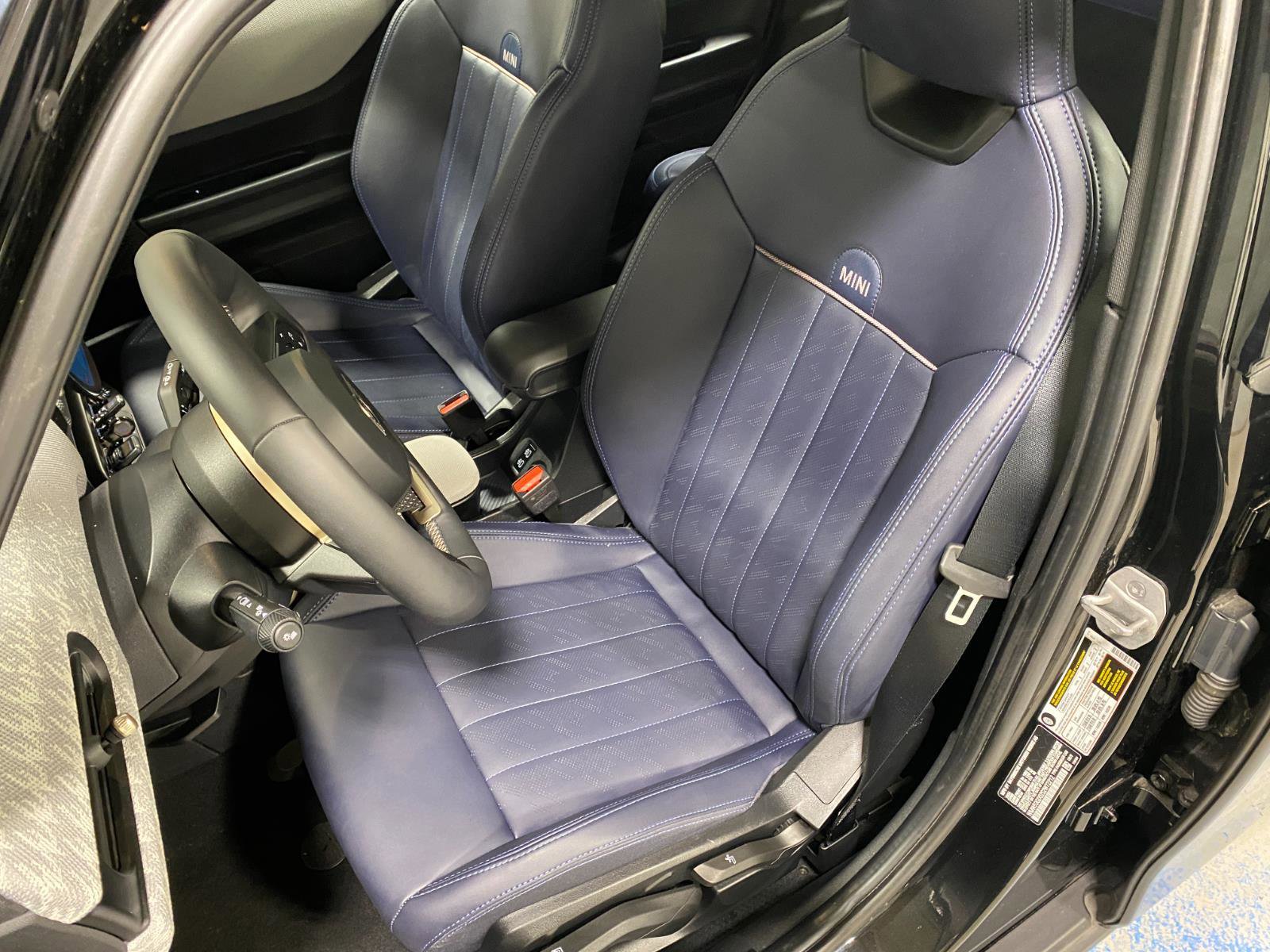 Certified 2025 MINI Cooper S image 12