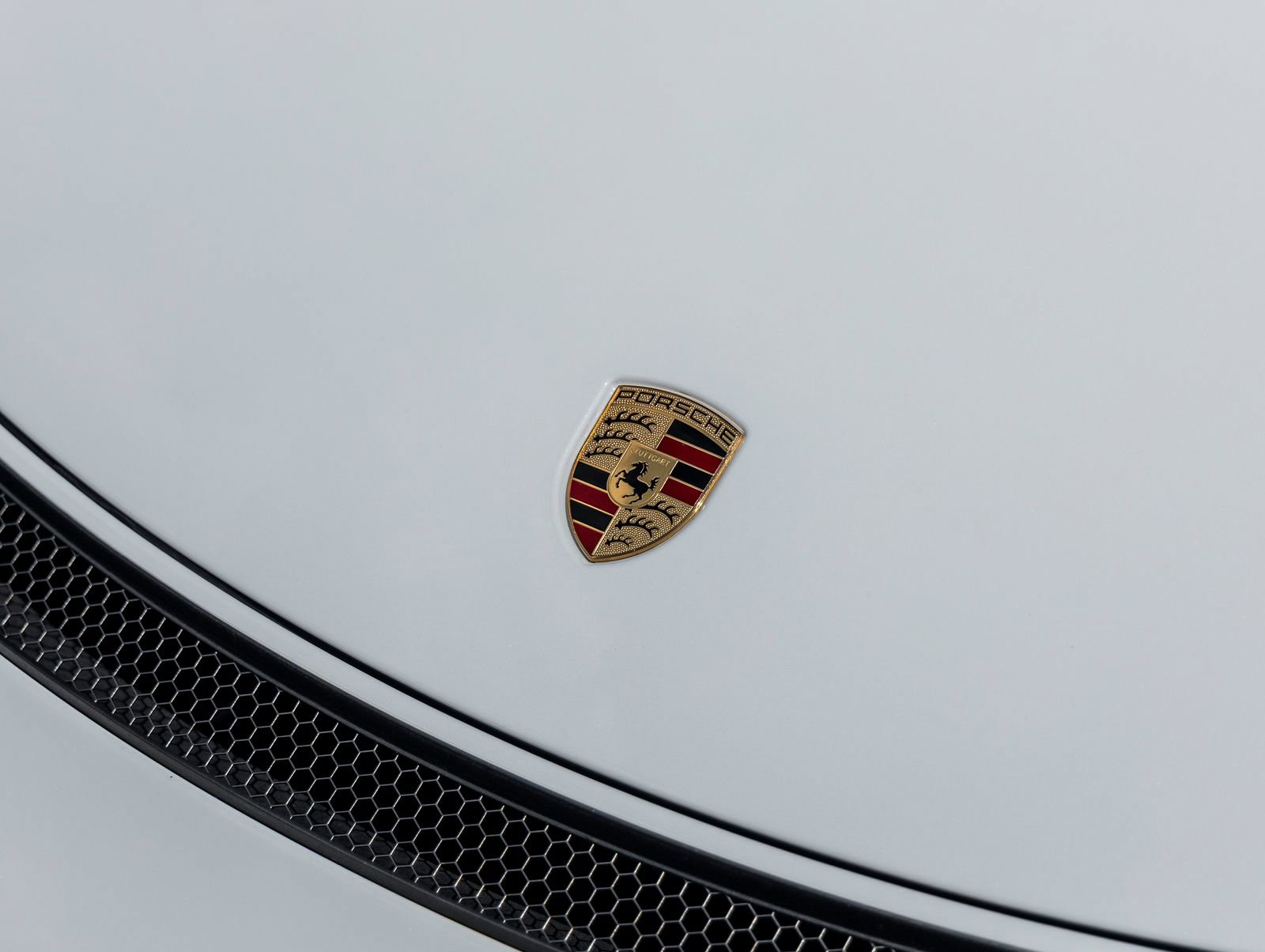 Used 2020 Porsche 718 Cayman GT4 RWD image 20