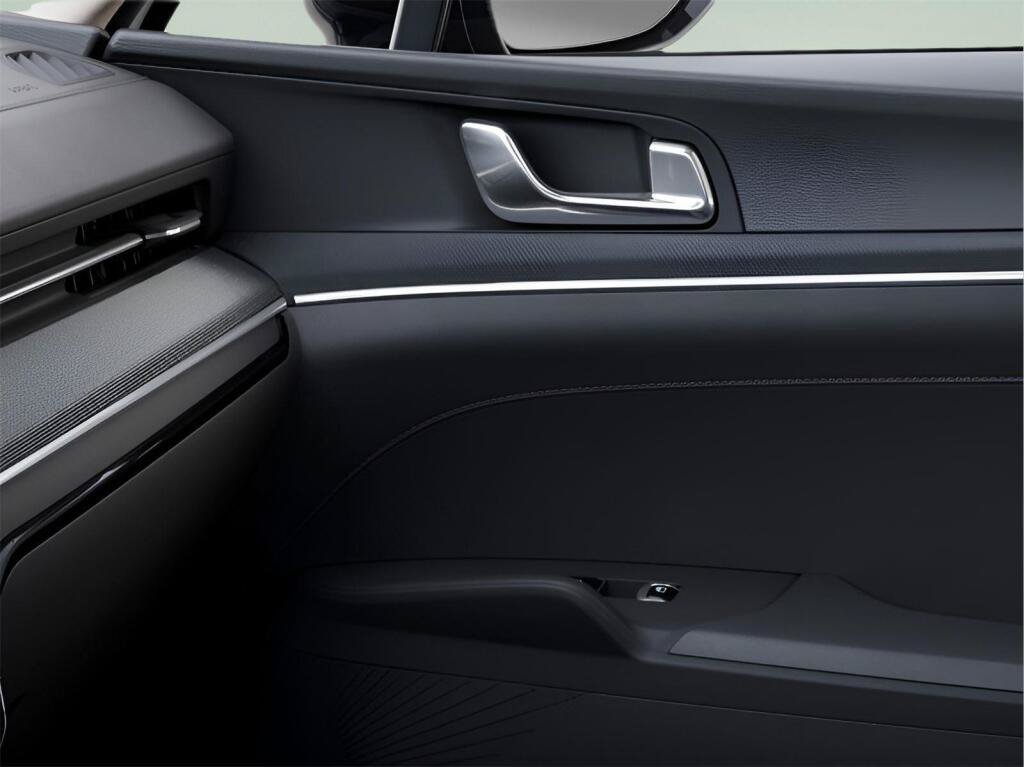 New 2026 Kia K5 LXS FWD image 25
