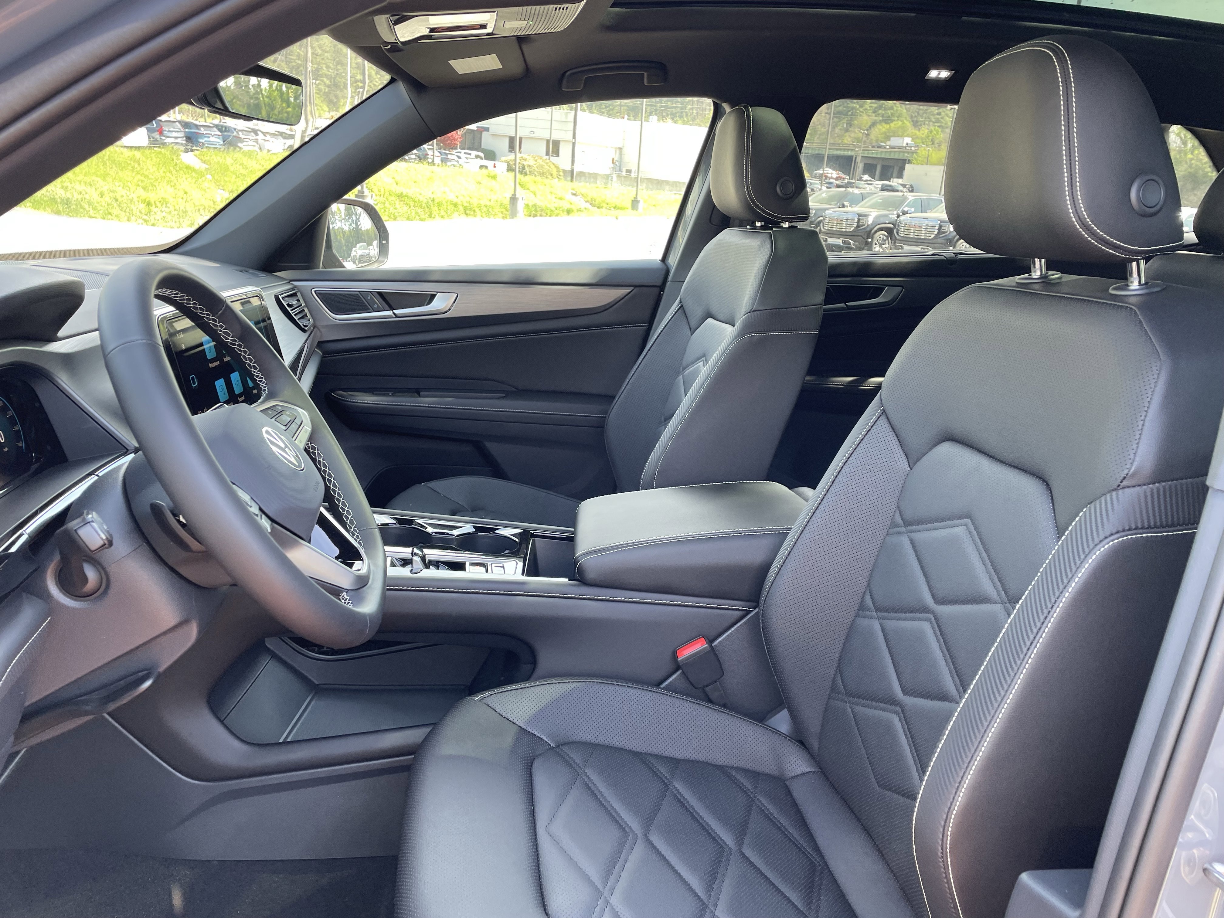 New 2026 Volkswagen Atlas Cross Sport SE image 15