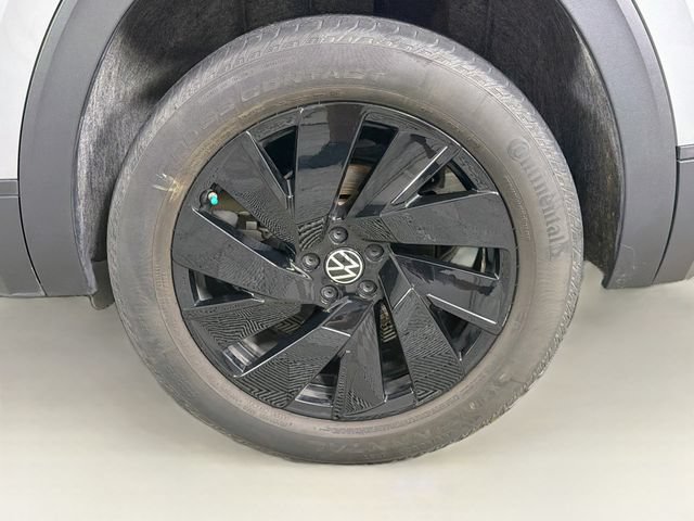 Used 2024 Volkswagen Atlas SE FWD image 31