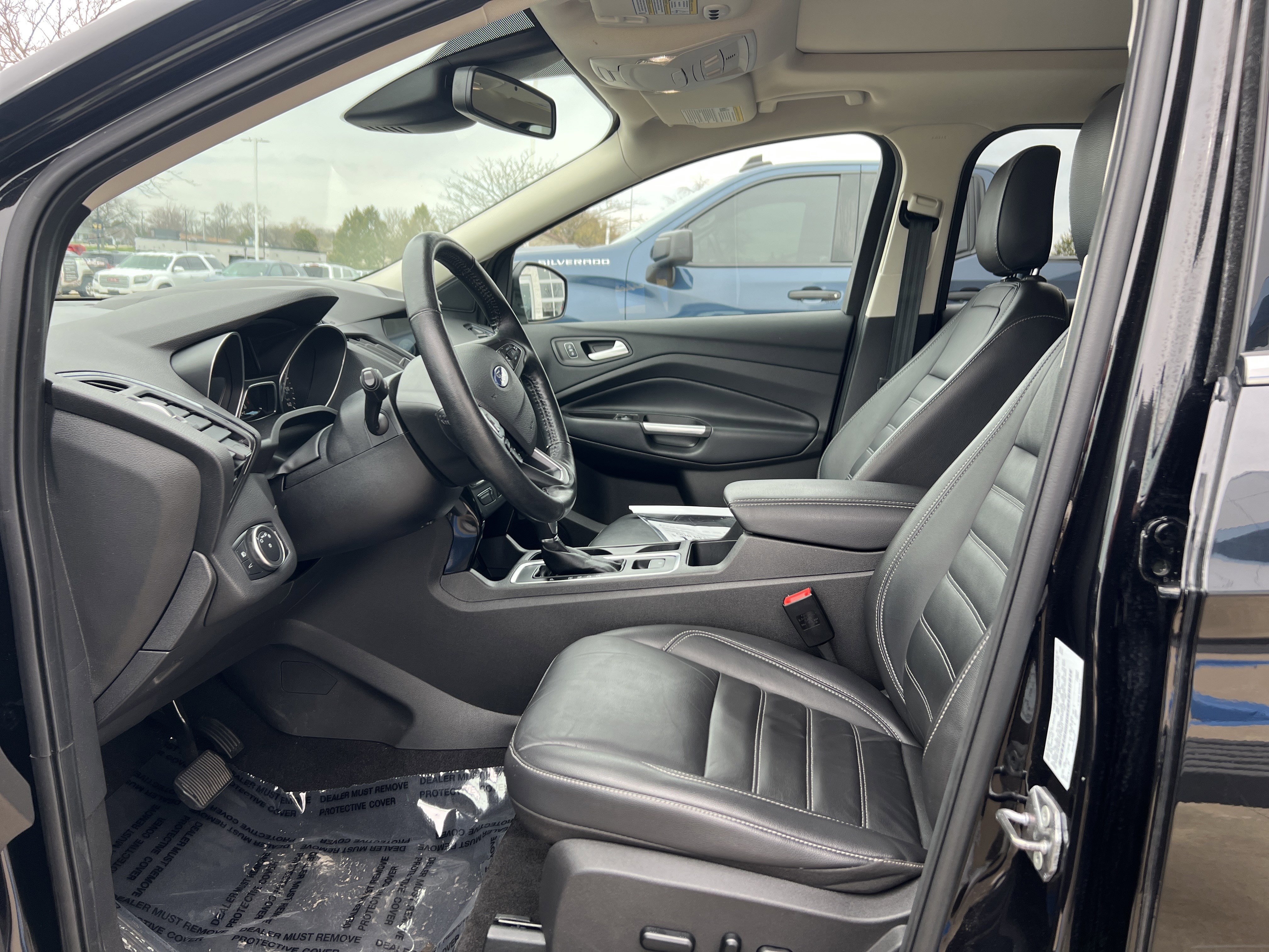 Used 2019 Ford Escape Titanium image 6