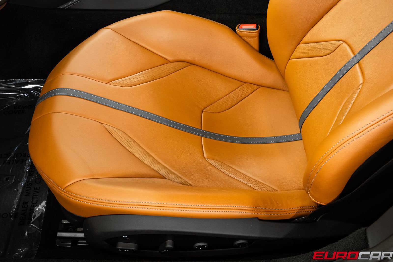 Used 2020 Ferrari 812 Superfast RWD image 47