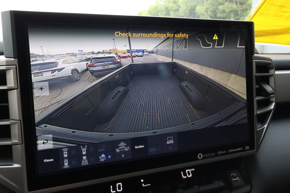 Used 2024 Toyota Tundra Limited image 12