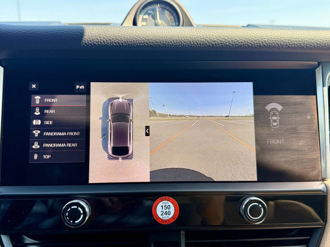 Used 2024 Porsche Macan w/ Premium Plus Package AWD/4WD image 33