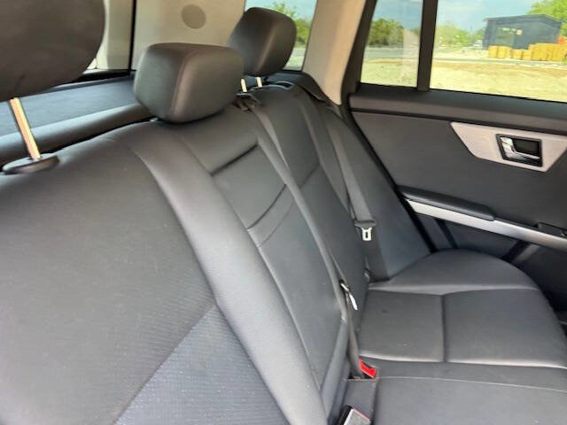 Used 2011 Mercedes-Benz GLK 350 2WD image 18