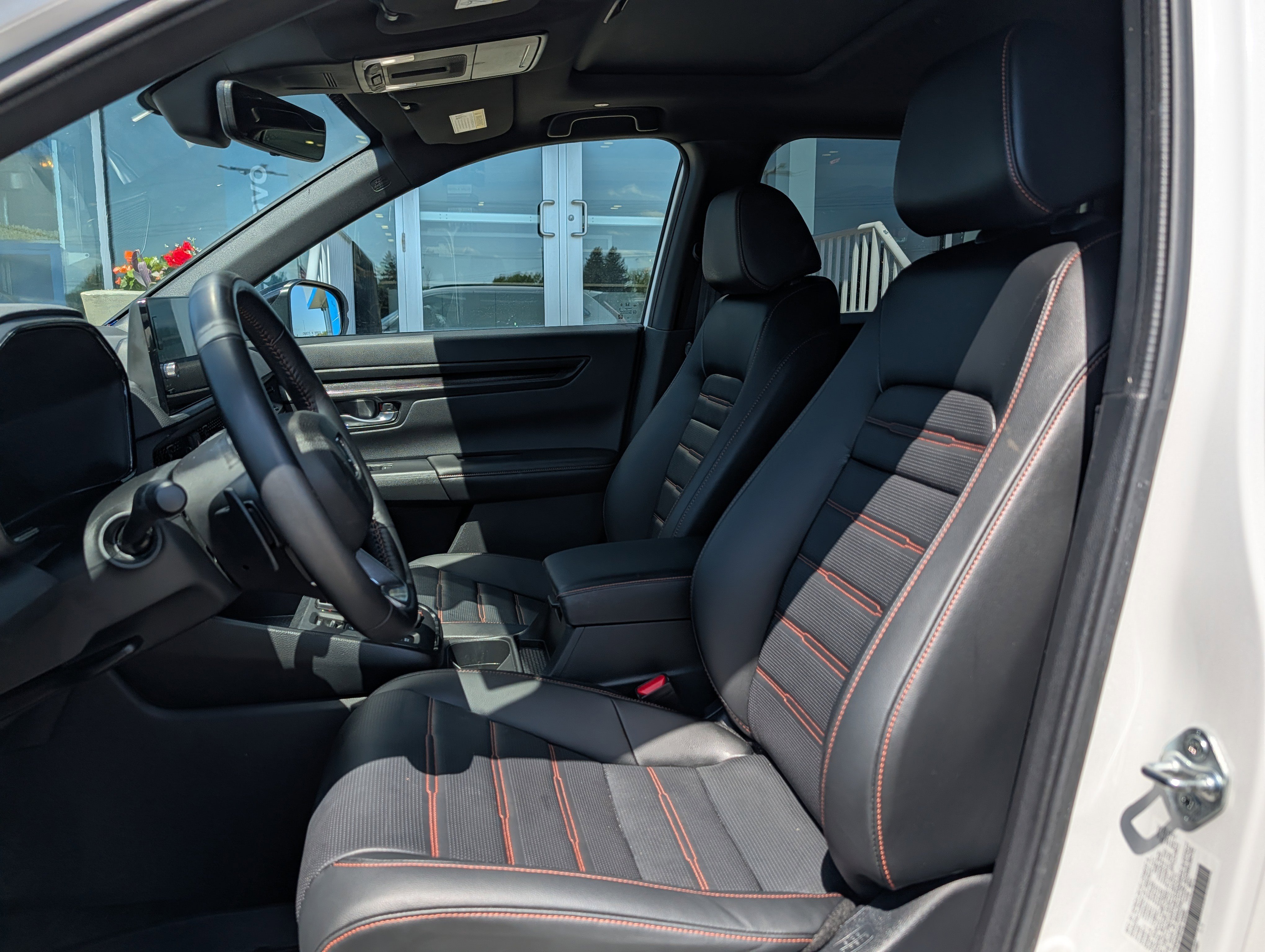 Used 2025 Honda CR-V Sport-L image 8