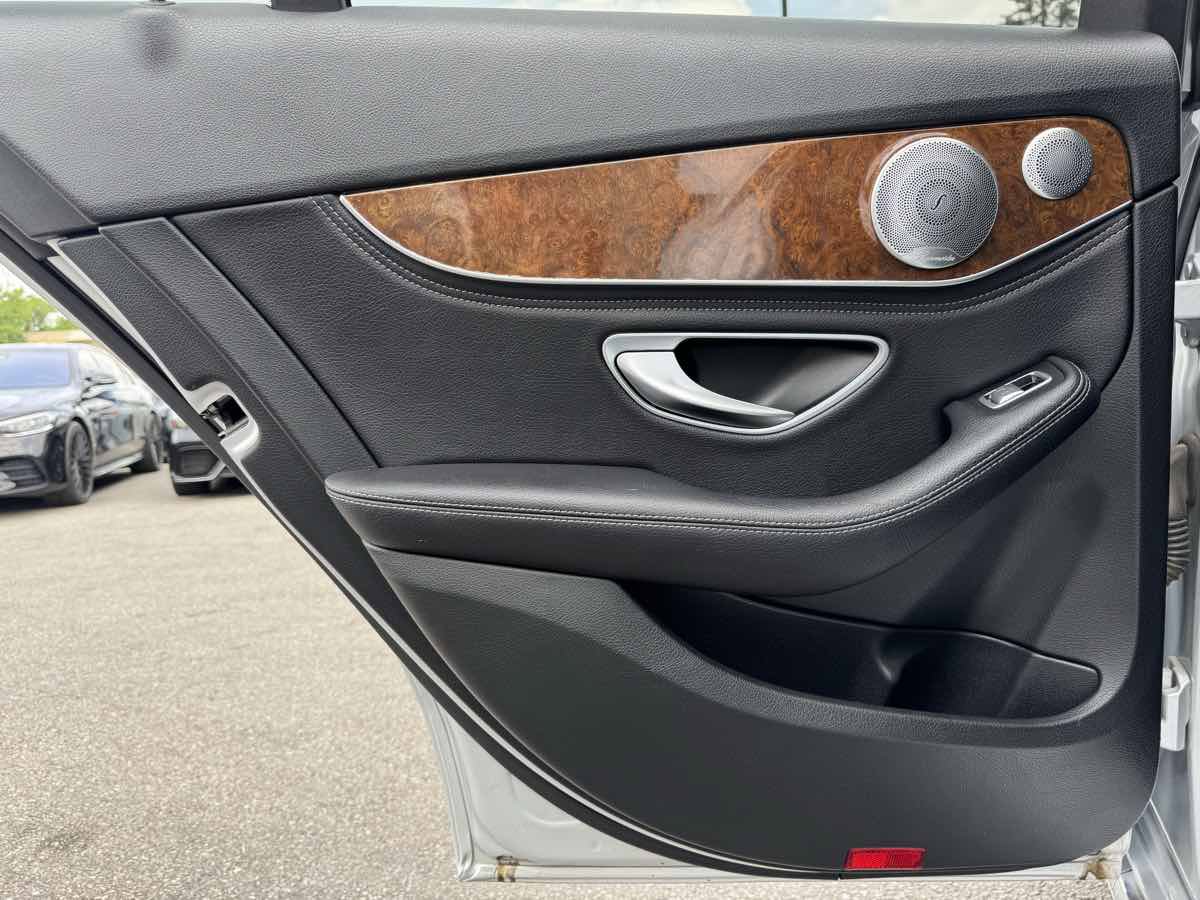 Used 2016 Mercedes-Benz C 300 4MATIC Sedan image 43