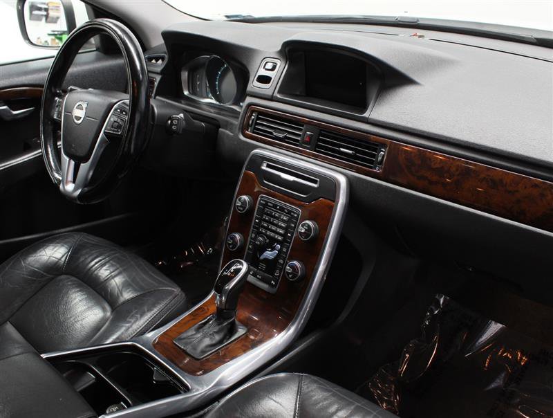 Used 2014 Volvo XC70 T6 w/ Climate Package image 10