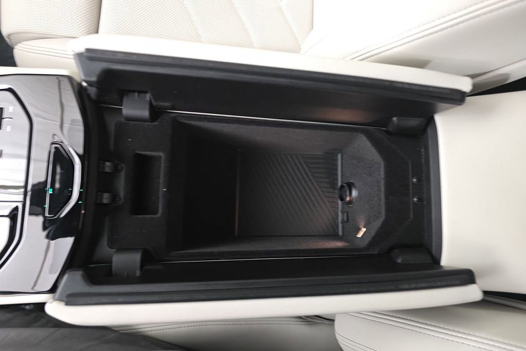 Certified 2024 BMW 530i xDrive w/ Premium Package image 22