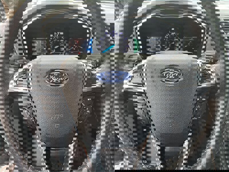 Used 2019 Ford Fusion Titanium image 16