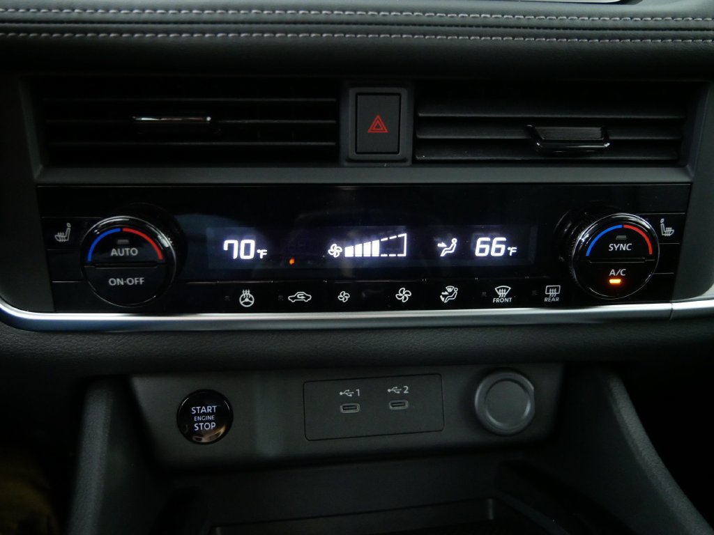 New 2026 Nissan Rogue Dark Armor AWD/4WD image 26