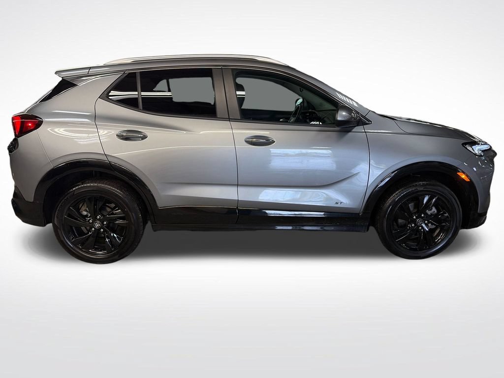 Used 2026 Buick Encore GX Sport Touring w/ Comfort Package AWD/4WD image 7
