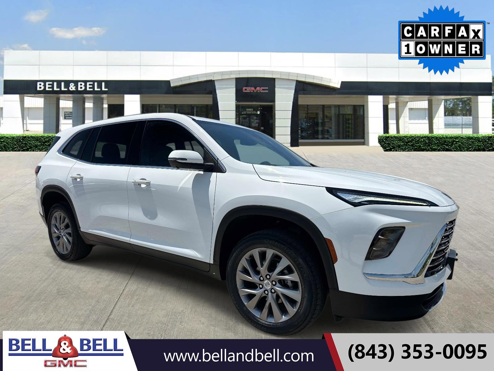 Used 2025 Buick Enclave Preferred FWD image 1
