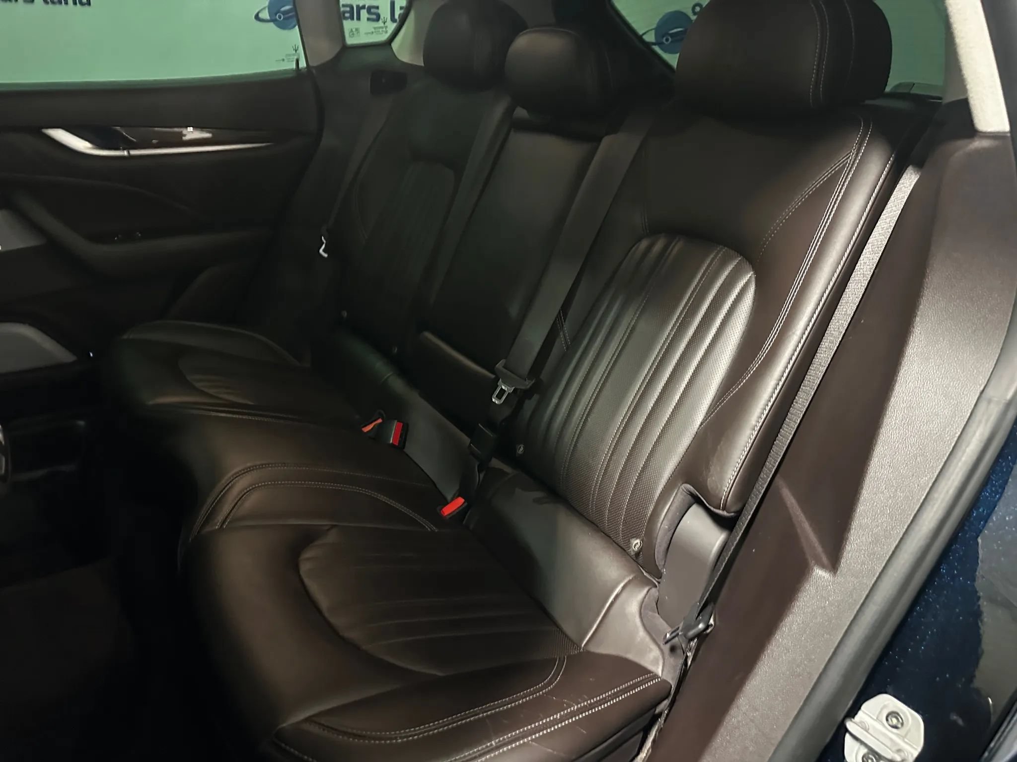 Used 2019 Maserati Levante GranLusso AWD/4WD image 16